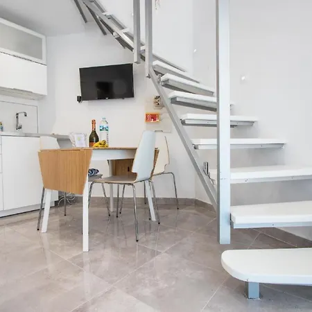 Ferienwohnung Fuer 4 Personen Ca 50 Qm In Playa De Las Americas, Teneriffa Und Los Cristianos